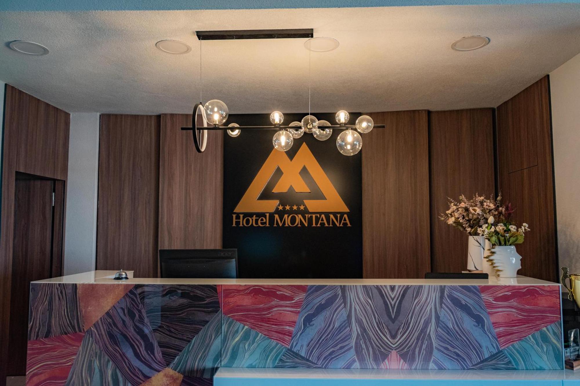 Hotel Montana Palace Krusevo Bagian luar foto