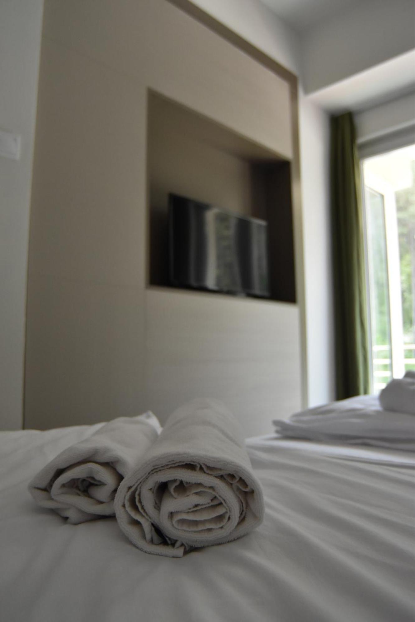 Hotel Montana Palace Krusevo Bagian luar foto