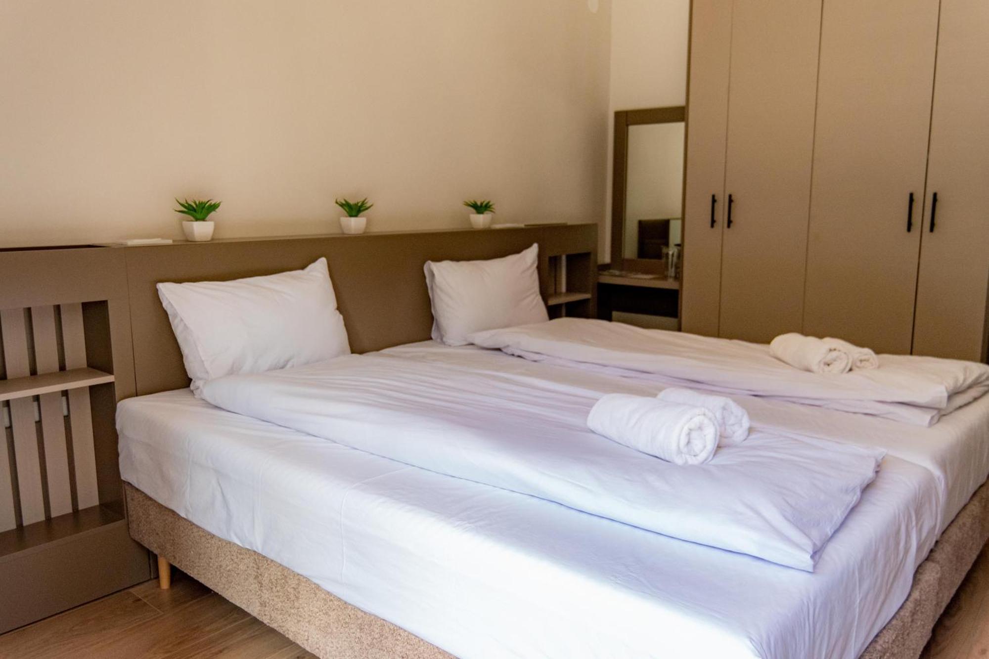 Hotel Montana Palace Krusevo Bagian luar foto