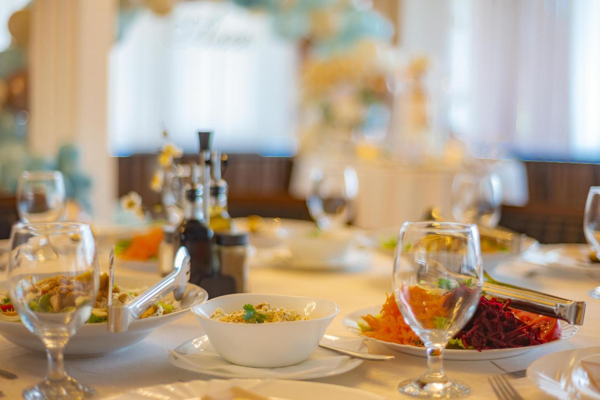 Hotel Montana Palace Krusevo Bagian luar foto